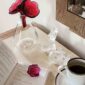 LALIQUE-PerfumeBottles-11130100-2-Fleurs-Lifestyle-image-1200w-100KB