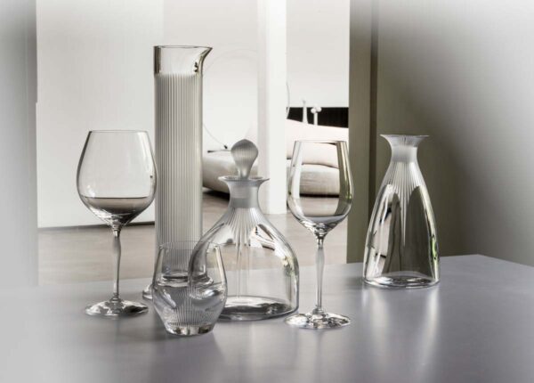 LALIQUE-Stemware-Decanter-100-Points-Lifestyle-Image-3-1200w-100KB Lalique 100 POINTS Glassware set on table | Kneen & Co