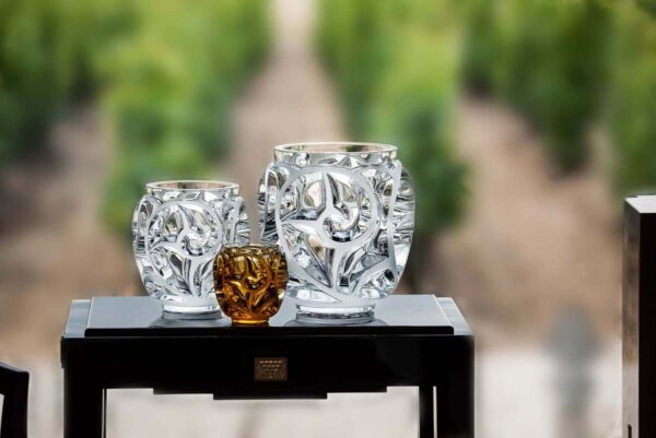 LALIQUE-TOURBILLONS-Lifestyle-Image-1200w-100KB Lalique Tourbillons Vases set on garden table | Kneen & Co