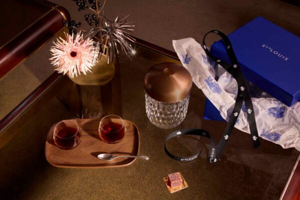 Saint-Louis Crystal Folia Espresso Tumbler gift set with Folia lamp on table | Kneen & Co