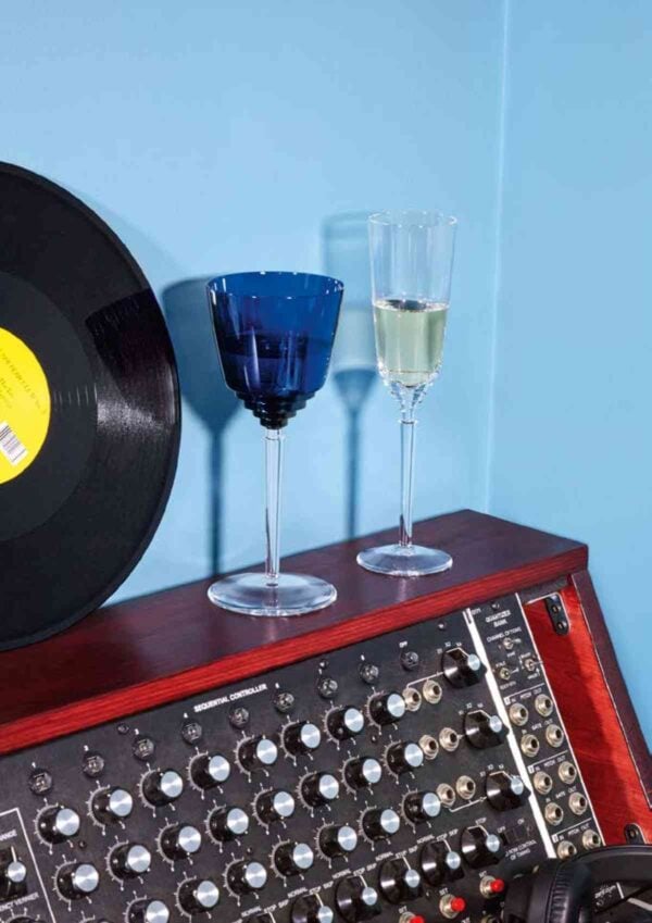 STLOUIS_TABLE-OXYMORE-MOOD-1200w_100kb Saint-Louis Oxymore Dark Blue Hock and Champagne Flute | Kneen & Co