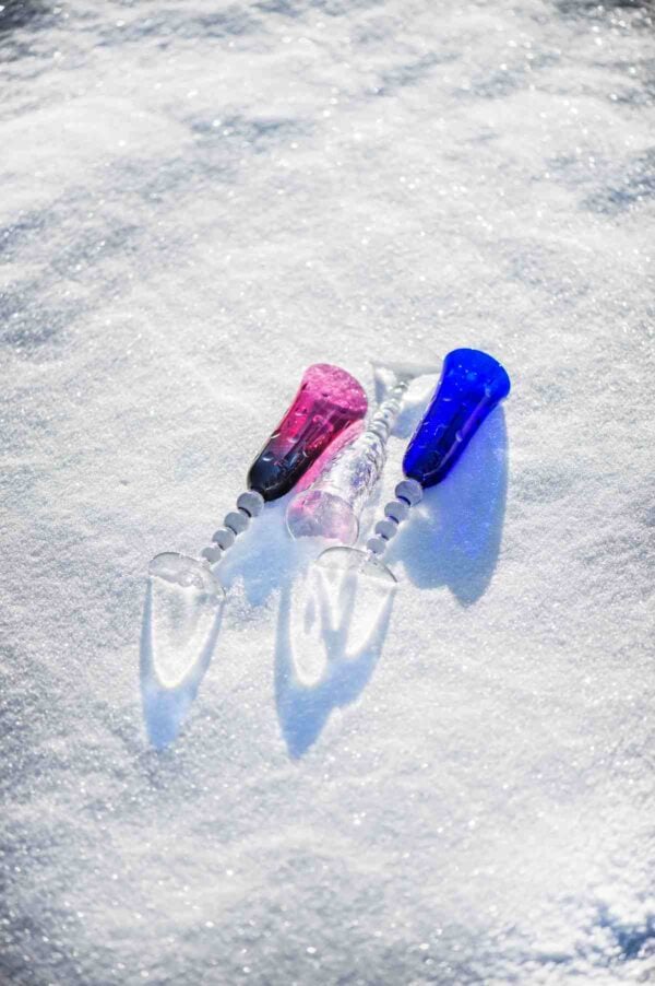 Saint-Louis_Bubbles_Colored_Champagne_Flutes_1200w_100kb