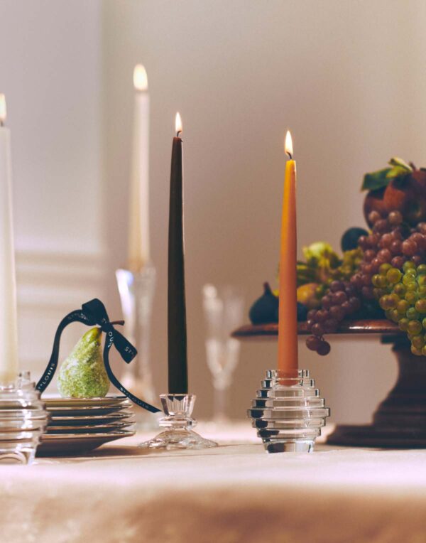 Saint-Louis_Oxymore_and_Jardy_Candlesticks_1200w_100kb Saint Louis Crystal Oxymore and Jardy Candlesticks on a festive table | Kneen & Co