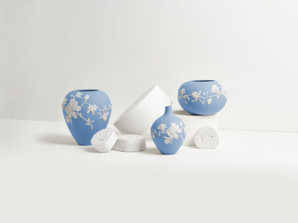 Wedgwood-MagnoliaBlossomBlue-2025-Styled-02-Original-1200w-100KB