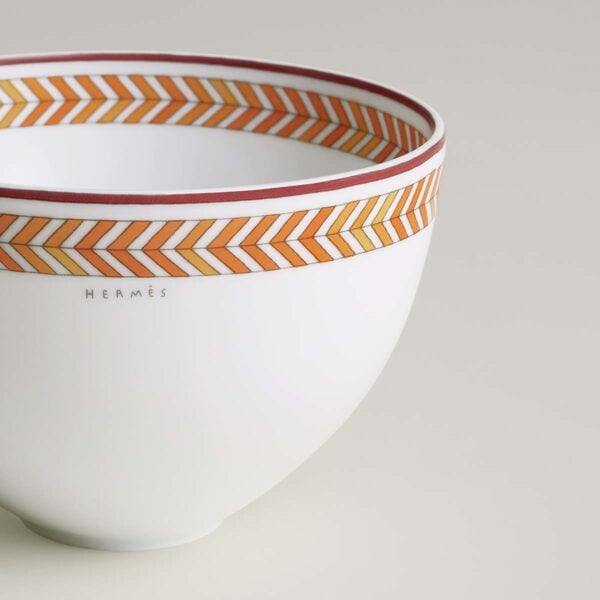 Close up shot of Hermès en Contrepoint High Medium Bowl | Kneen & Co